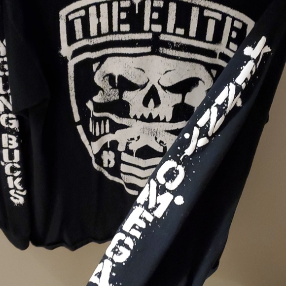 Long Sleeve T shirt. - Picture 3 of 5